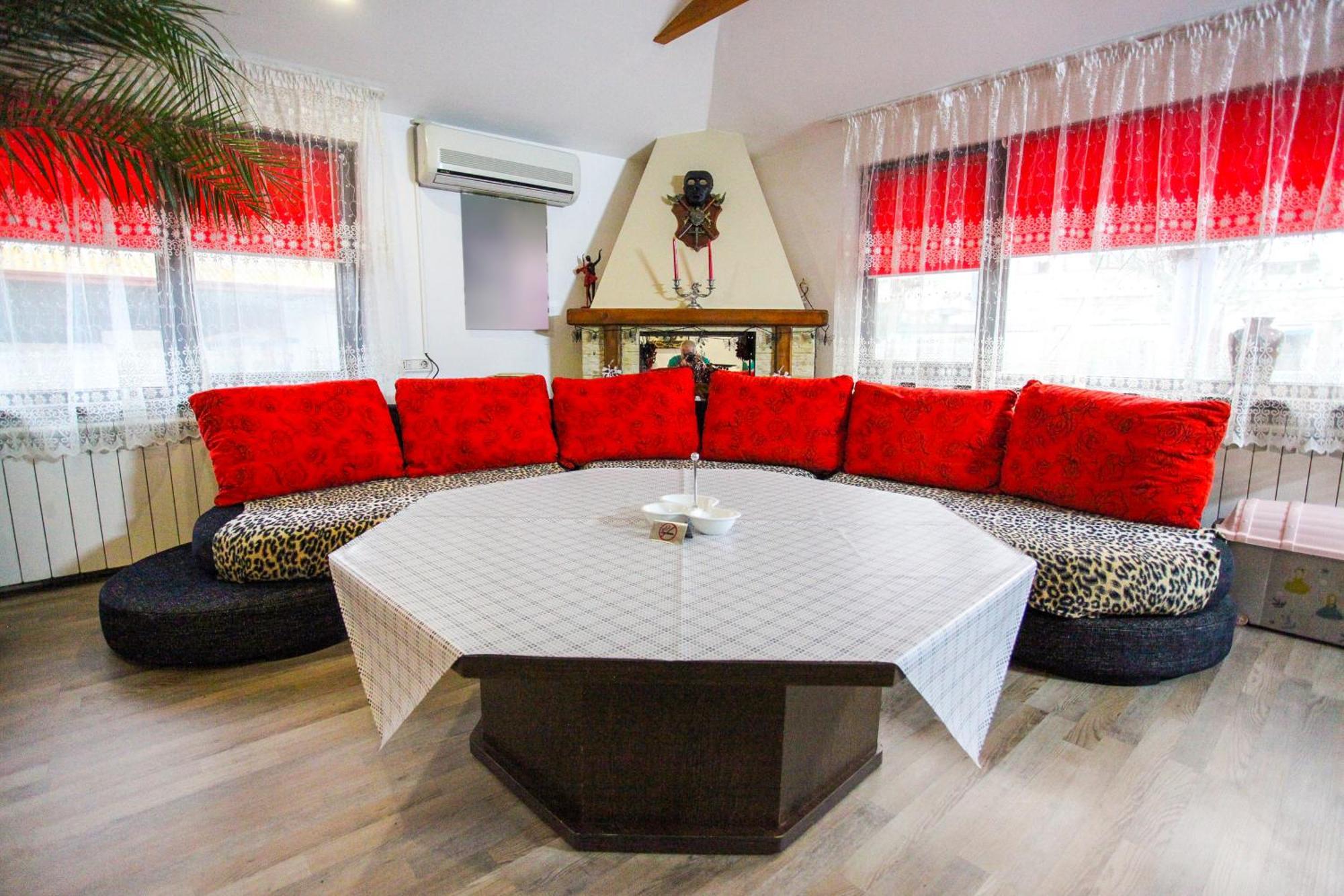Studio Madi - Close To Beach Constanţa Buitenkant foto